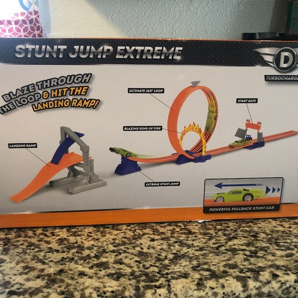 DRIVEN Turbocharge - Stunt Jump Extreme Racing - Picture 3 of 5